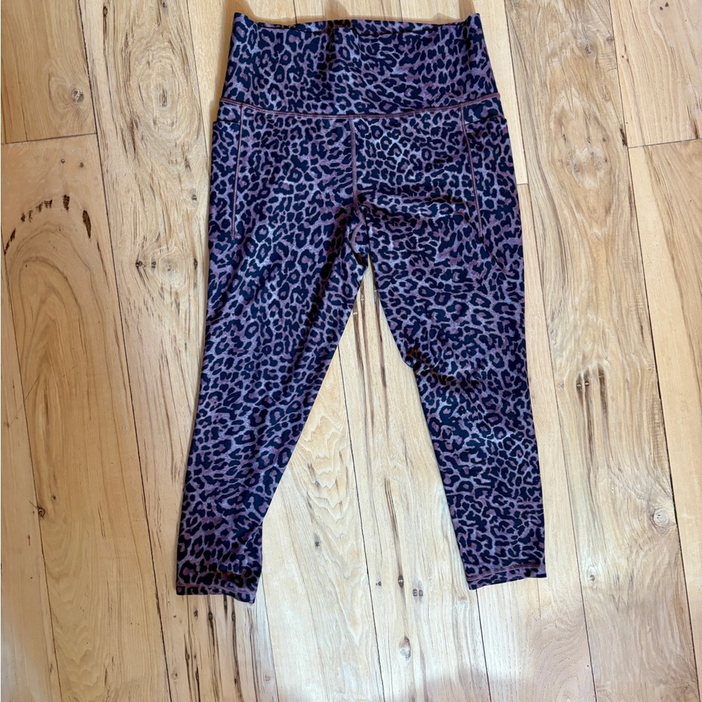Athleta Mauve and Black Leopard Women’s Leggings